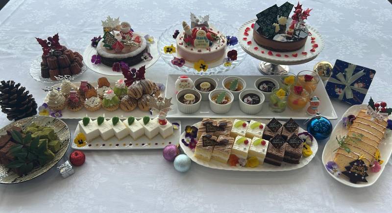 グランカフェにて11月29日と30日EaryX’mas　スイーツブッフェのお知らせ